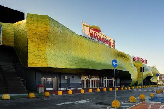 La Romanina shoppingcenter